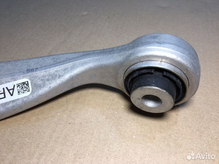 Нижний поперечный рычаг задний правый Bmw 5 7 8