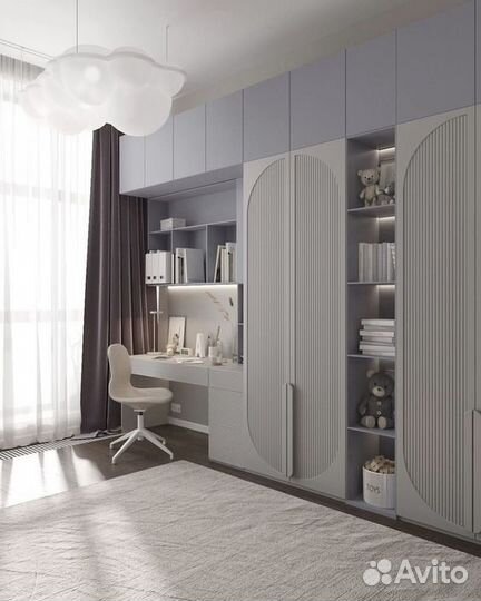 Рабочая зона у окна шкаф