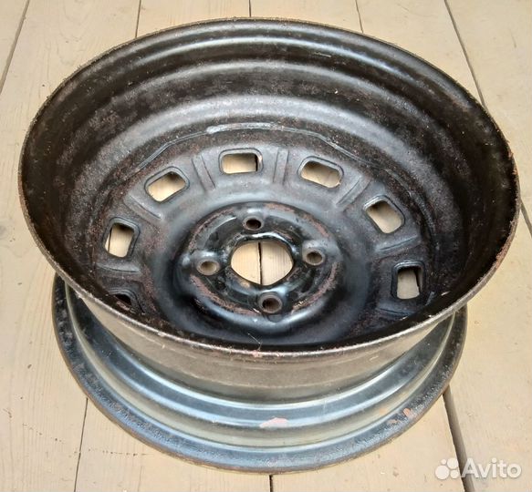 Диск r 14 штампованный