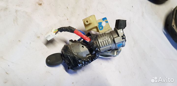 Hyundai Elantra MD Замок Зажигания