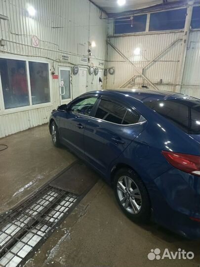 Hyundai Elantra 2.0 AT, 2016, 99 000 км