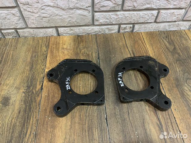 Opel zafira C Кронштейн (п.з.к.) заднего суппорта