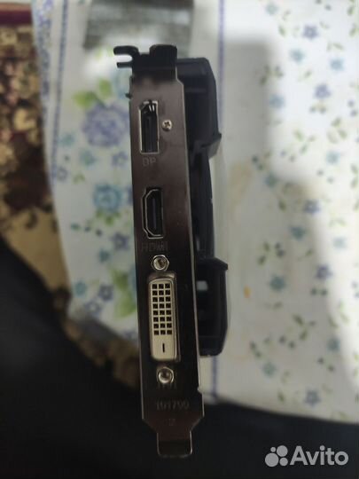 Sappfire Rx 550 4gb ddr5 128 bit
