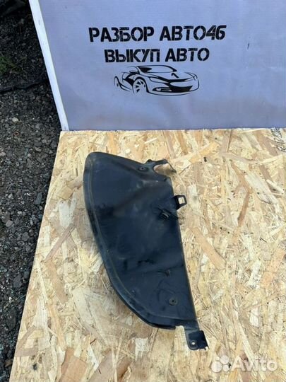 Водосток Volkswagen Touareg 4.2 AXQ 2004