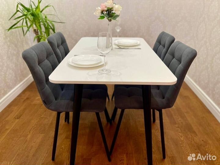 Кухонный стол