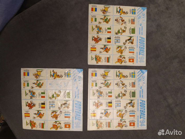 Альбомы для наклеек из под жвачек