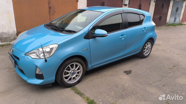 Toyota Aqua 1.5 CVT, 2014, 133 000 км