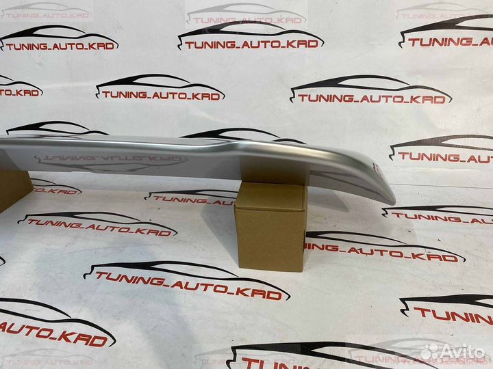 Спойлер Наверх Toyota Land Cruiser 200 J4809