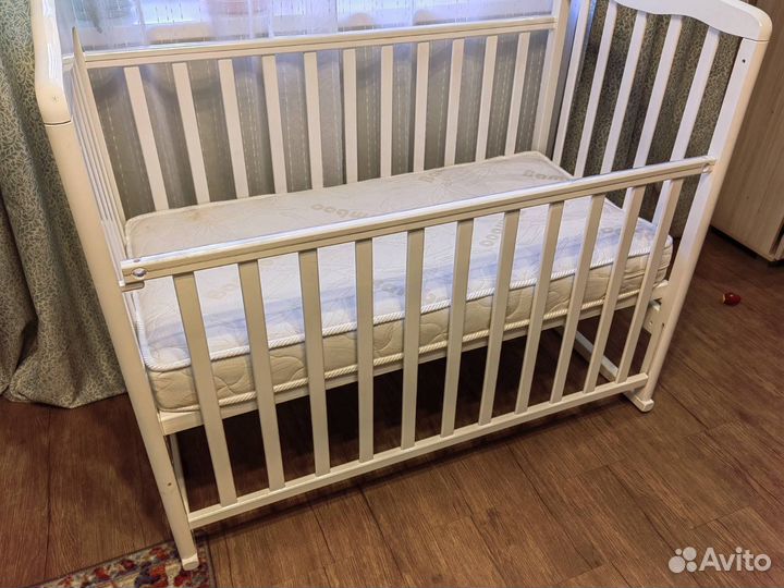 Детская кровать без маятника