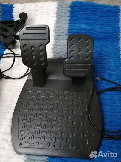 Игровой руль Thrustmaster T150 Force Feedback