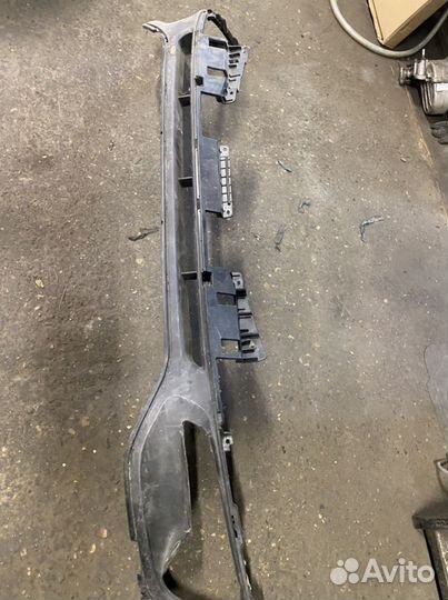 Решетка радиатора иномарки