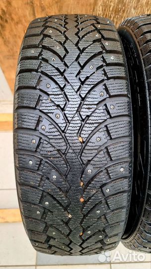 Pirelli Formula Ice 215/55 R17 98T