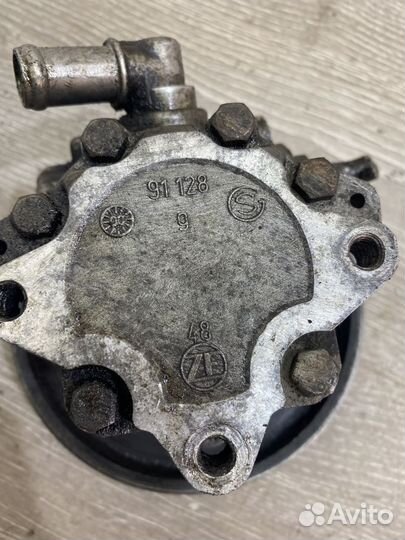 Насос гидроусилителя Peugeot 406