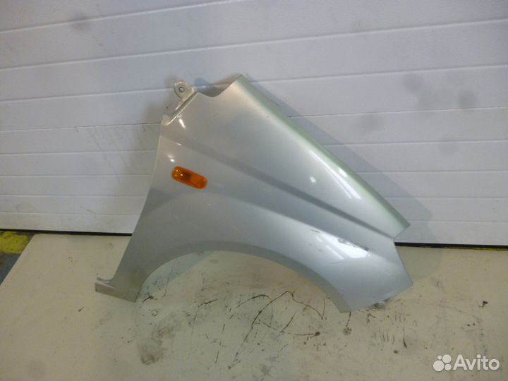 Крыло переднее правое Daihatsu Mira VI L250
