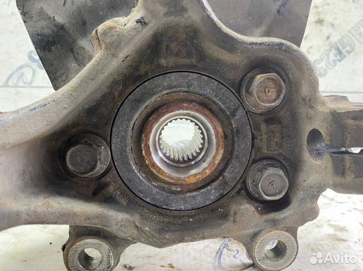 Кулак поворотный nissan tiida