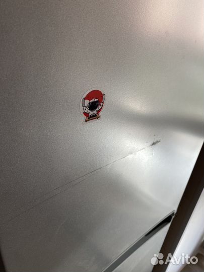 Холодильник indesit