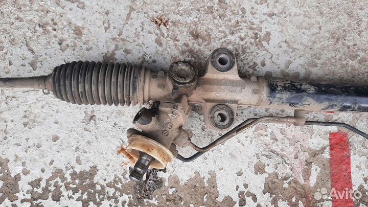 Рулевая рейка Мазда фамилия 2001г