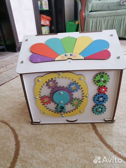 Бизиборд домик со светом