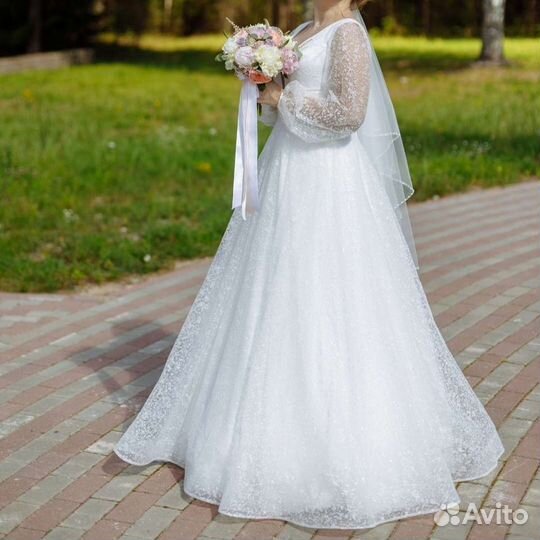 Свадебное платье