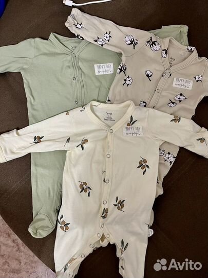 Продам Вещи На девочку новорожденную