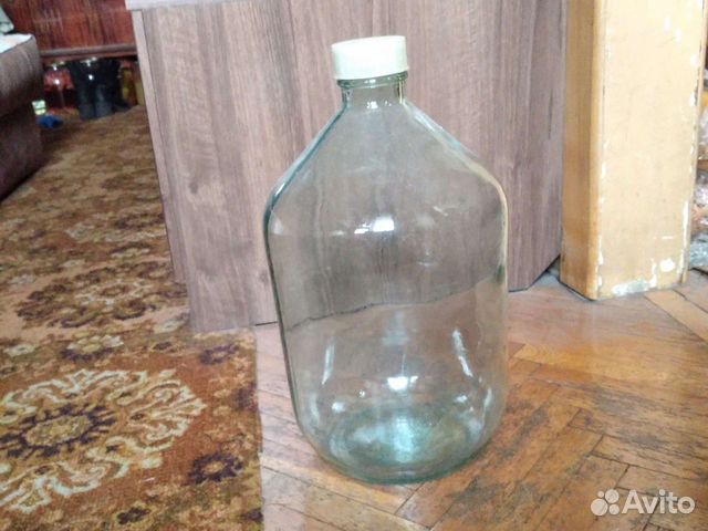 Бутылка стеклянная