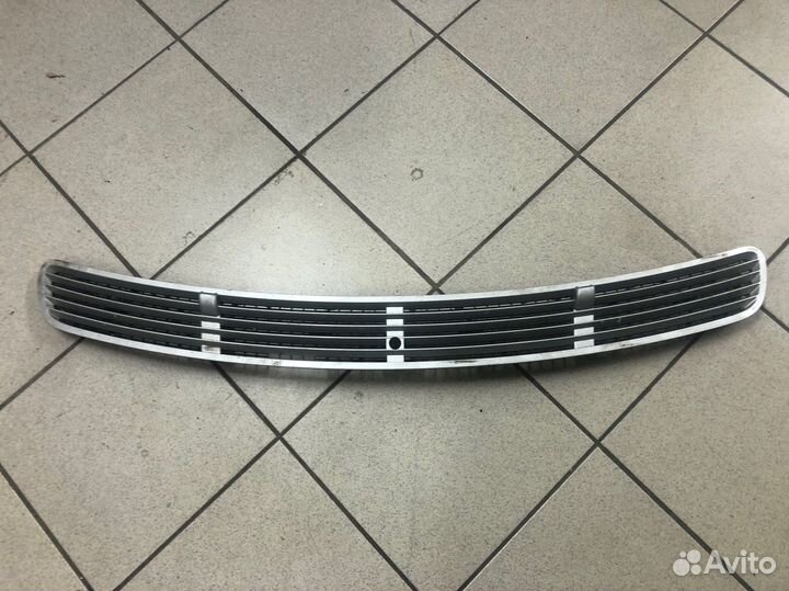 Жабо на капот Mercedes W211