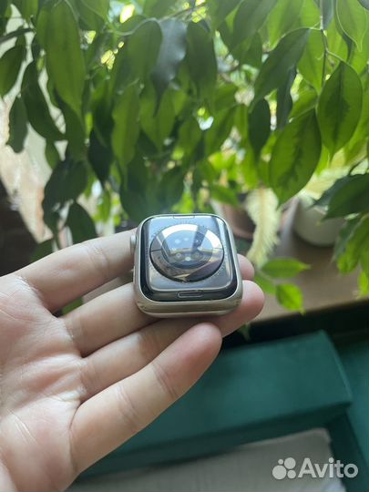 Apple watch series 7 45mm starlight aluminium