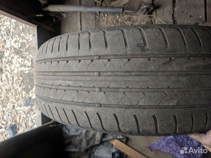 Goodyear EfficientGrip 205/60 R16