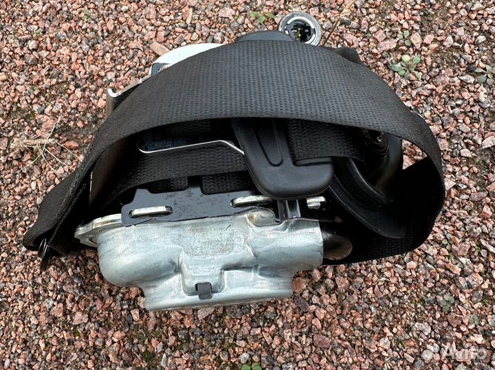 BMW X5 G05 ремень безопастности задний RH