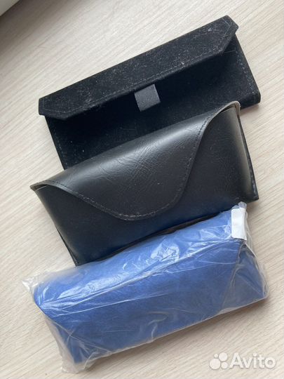 Футляр для очков