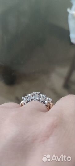 Кольцо с бриллиантами дорожка