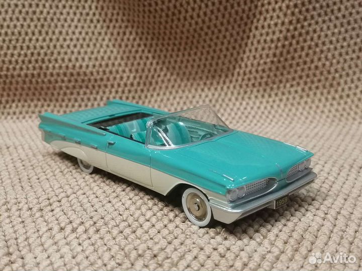 Коллекционные Pontiac Bonneville Convertable