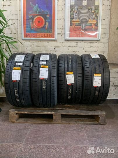 Pirelli P Zero Sports CAR 295/35 R21 и 315/30 R22 107Y