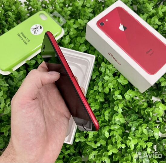 iPhone 8, 64 ГБ