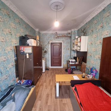 Комната 17 м² в 5-к., 4/5 эт.