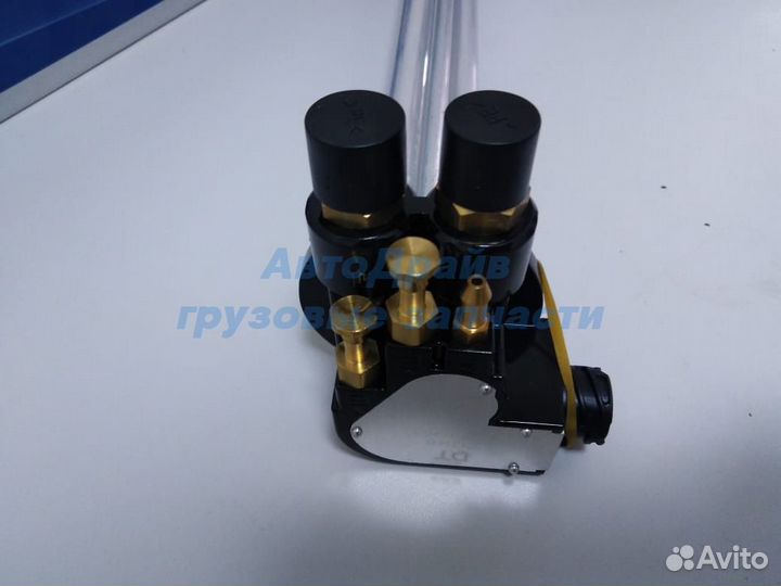 Датчик уровня топлива Вольво Ф 10 12 16