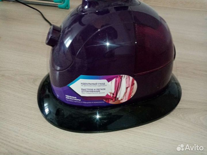 Отпариватель для одежды polaris