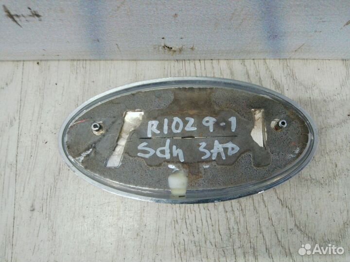 Эмблема Значок зад KIA RIO 2