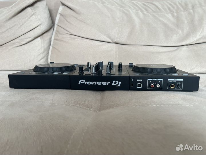 Dj контроллер Pioneer DDJ 400