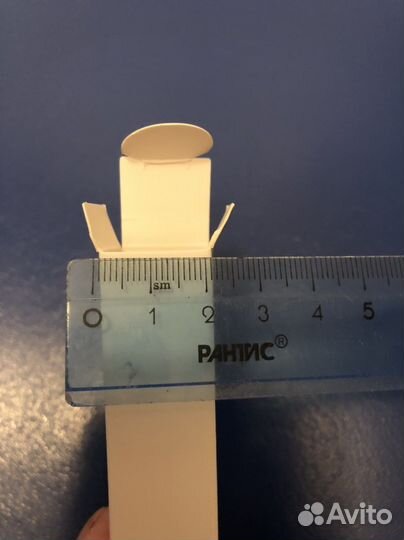 Картонные коробки маленькие белые