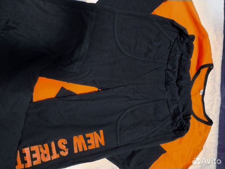 Новый спортивный костюм женский 46