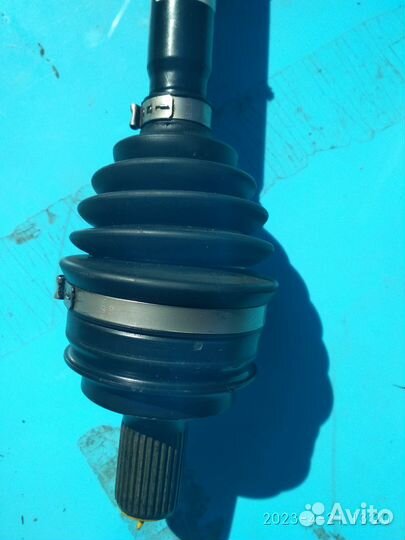 Вал приводной передний правый Mercedes-Benz