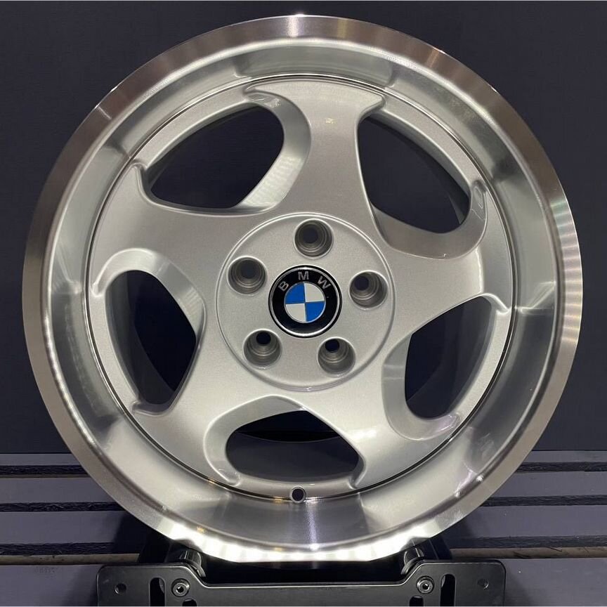 Литые диски Zumbo Wheels 8×R17 5×120