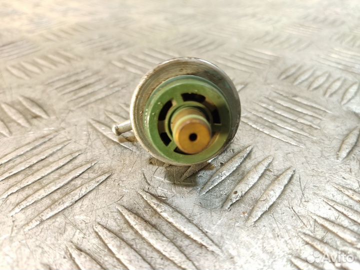 Регулятор давления топлива Peugeot 406 1995-1999