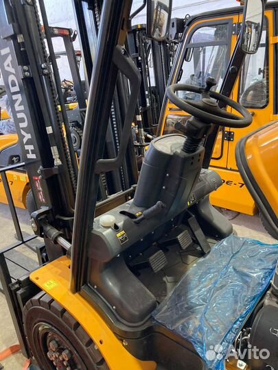 Вилочный погрузчик Hyundai 30LE-7, 2023