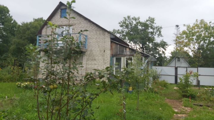 Дом 35 м² на участке 8,7 сот.