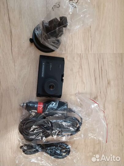 Видеорегистратор Ritmix AVR-424