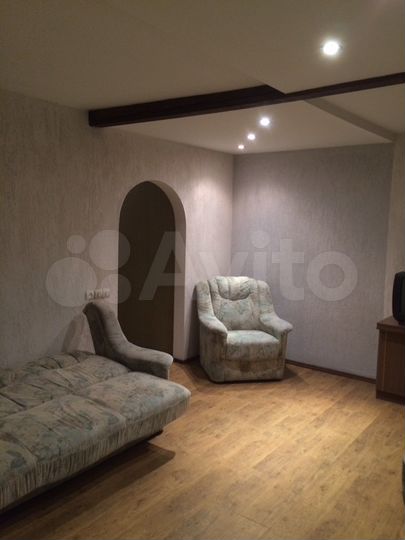 2-к. квартира, 55 м², 2/2 эт.