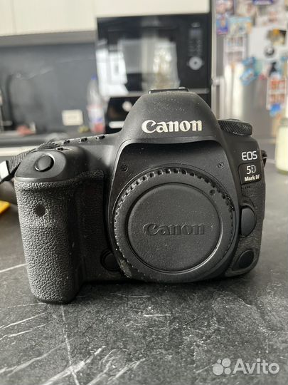 Canon eos 5D Mark IV body