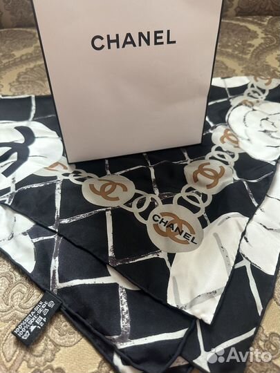 Шелковый платок chanel